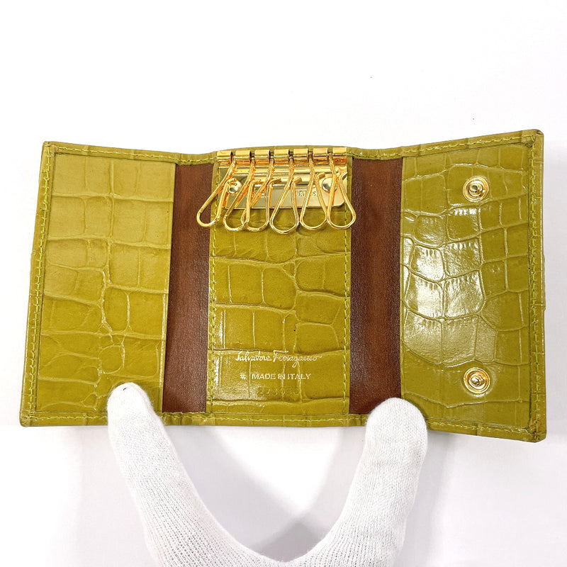 Salvatore Ferragamo key holder  223056 Croco embossed Vala leather green Women Used