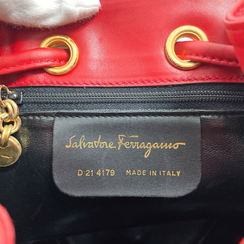 Salvatore Ferragamo Shoulder Bag D21 4179 Vala Drawstring type leather Red Women Used