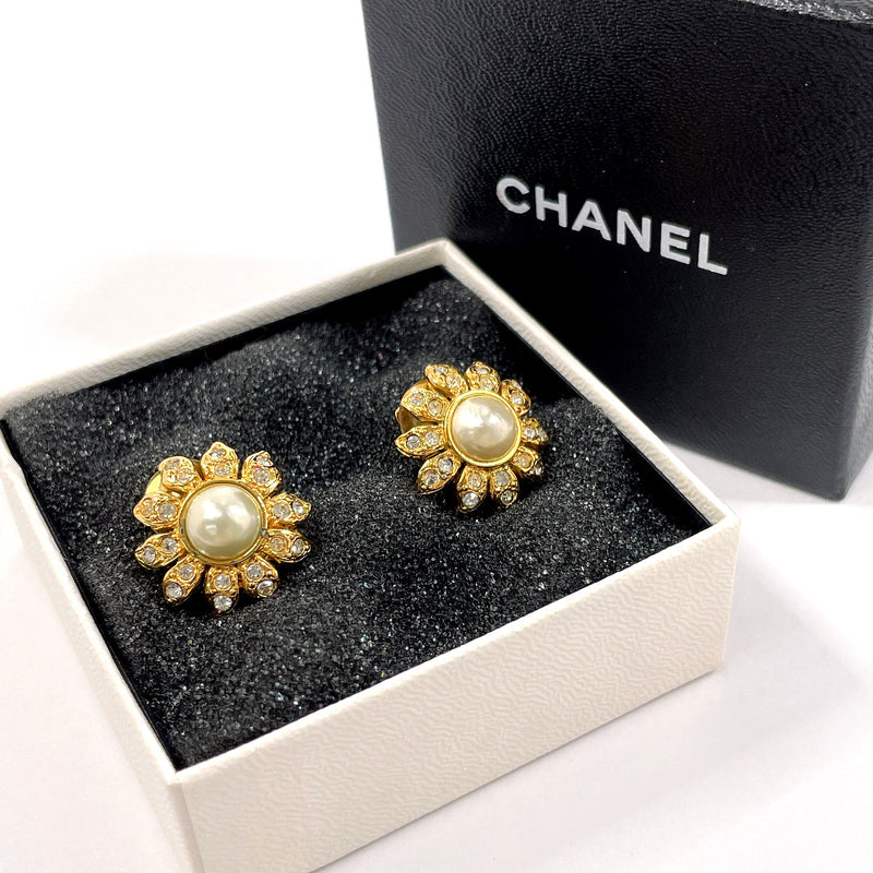 CHANEL Earring flour metal/Fake pearl gold Women Used