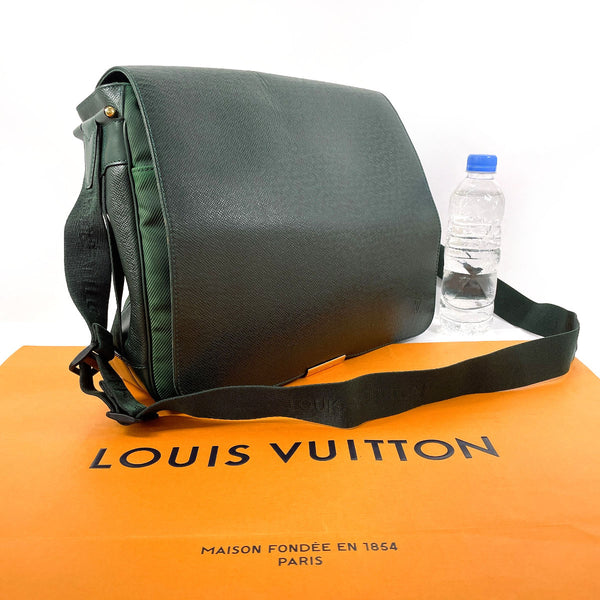 LOUIS VUITTON Shoulder Bag M30144 Victor Taiga green green mens Used