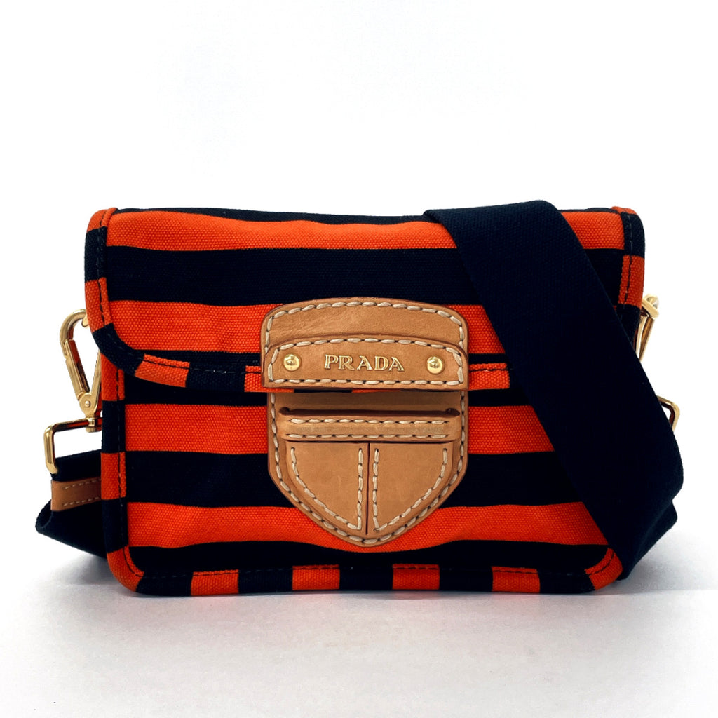 Pradaヘッドホン New Authentic Prada Headset | eBay