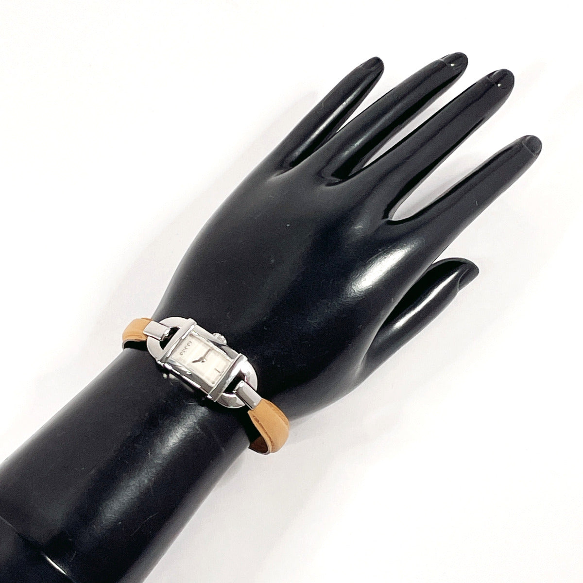 GUCCI Watches 6800L Bangle watch Stainless Steel/leather Silver