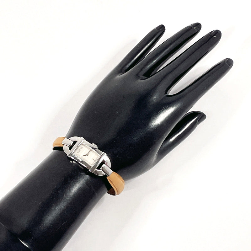 GUCCI Watches 6800L Bangle watch Stainless Steel/leather Silver Silver Women Second hand