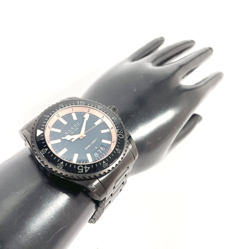 GUCCI Watches YA136213 Dive Stainless Steel/Stainless Steel Black mens Second hand
