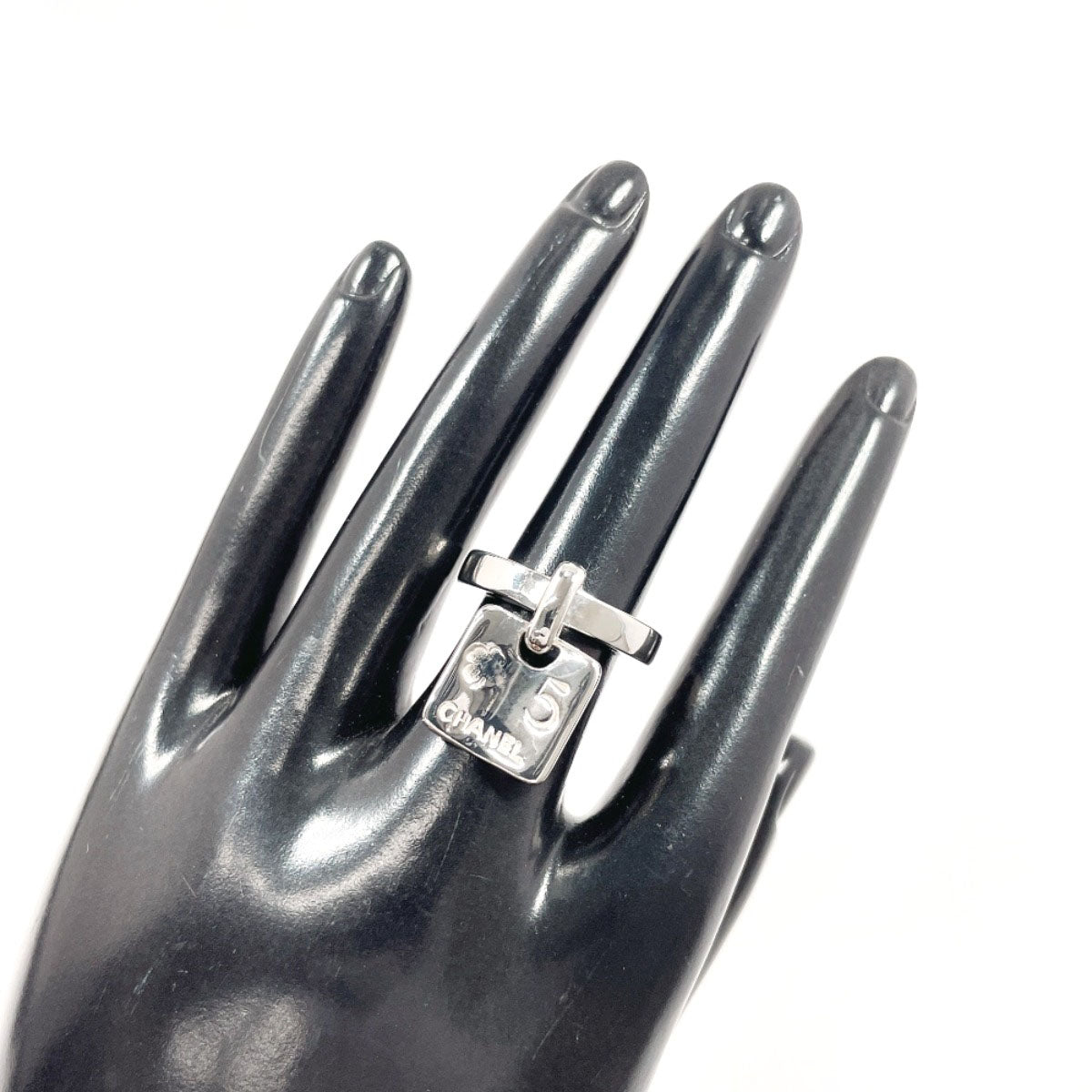 CHANEL カメリア クローバー プレート No.5 リング J256012 CHANEL Ring Camellia No.5 Clover plate Silver #US 5 1/4