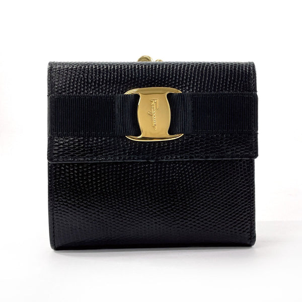 Salvatore Ferragamo Tri-fold wallet 22 3058 Vala purse with a clasp leather Black Women Used