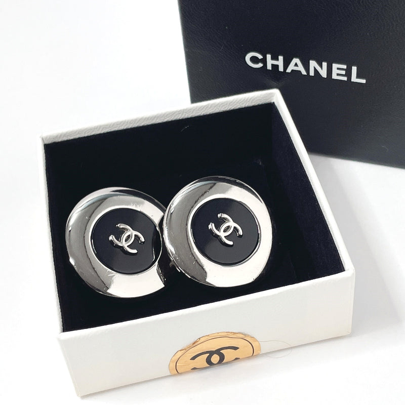 CHANEL Earring COCO Mark round metal Silver 97 A Women Used