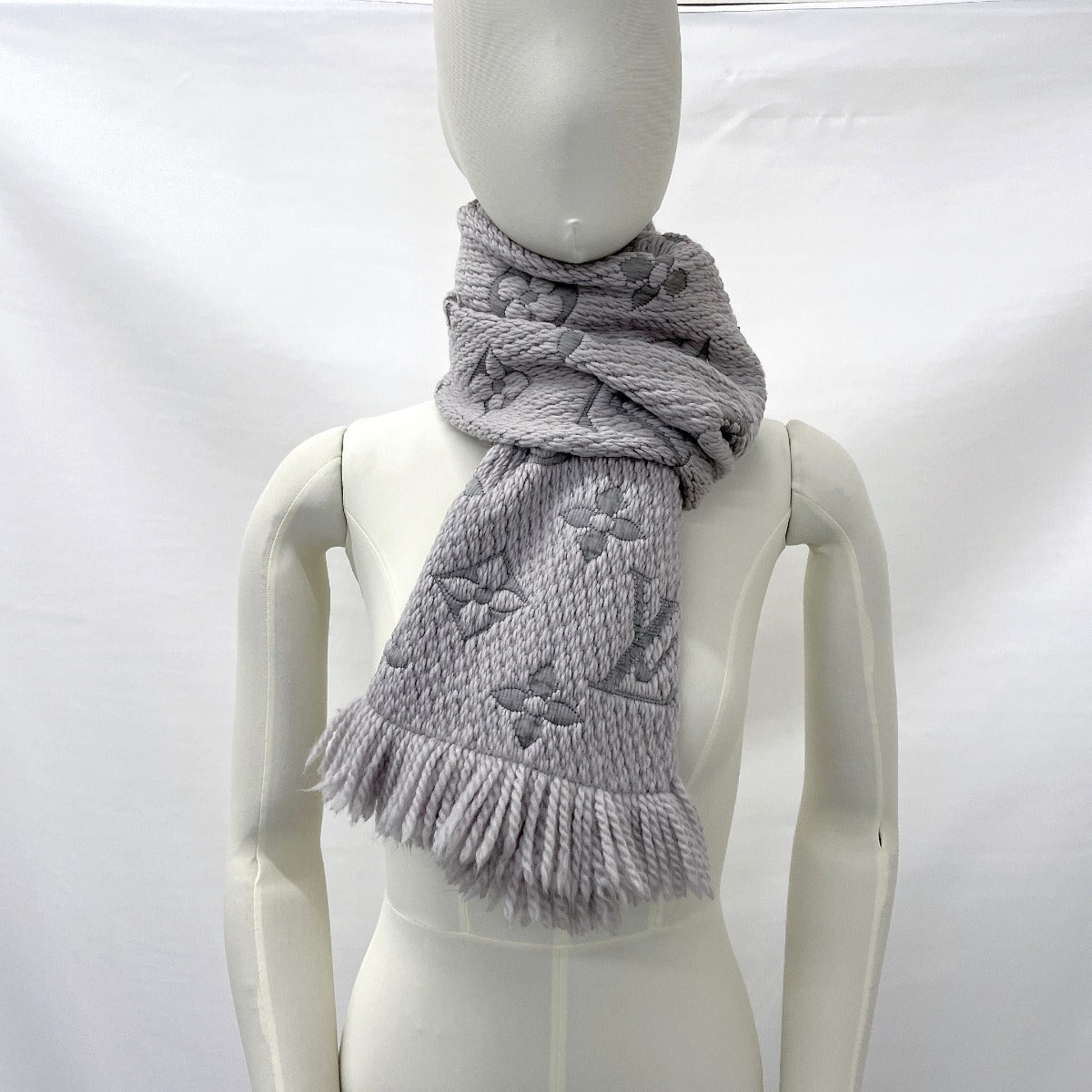 LOUIS VUITTON Scarf M74742 Escalp Logo Mania wool/silk gray gray