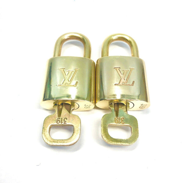 LOUIS VUITTON Cadena brass gold unisex Second hand