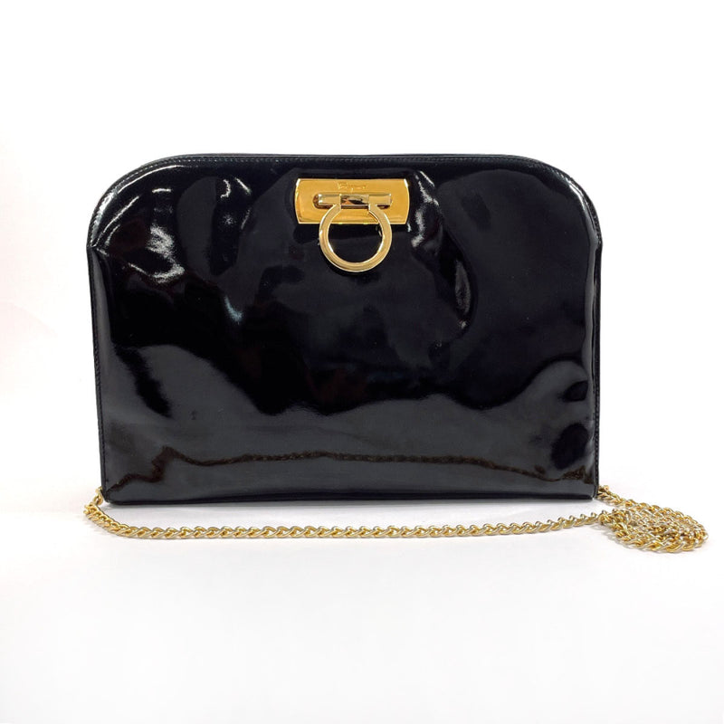 Salvatore Ferragamo Shoulder Bag P21 0587 Gancini ChainShoulder Patent leather Black Women Used