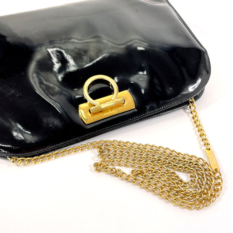 Salvatore Ferragamo Shoulder Bag P21 0587 Gancini ChainShoulder Patent leather Black Women Used