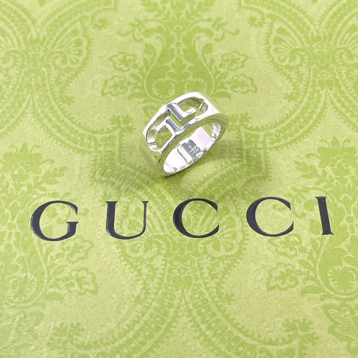 GUCCI GGロゴ グリーン レギンス Lサイズ GUCCI GGロゴ グリーン レギンス Lサイズ