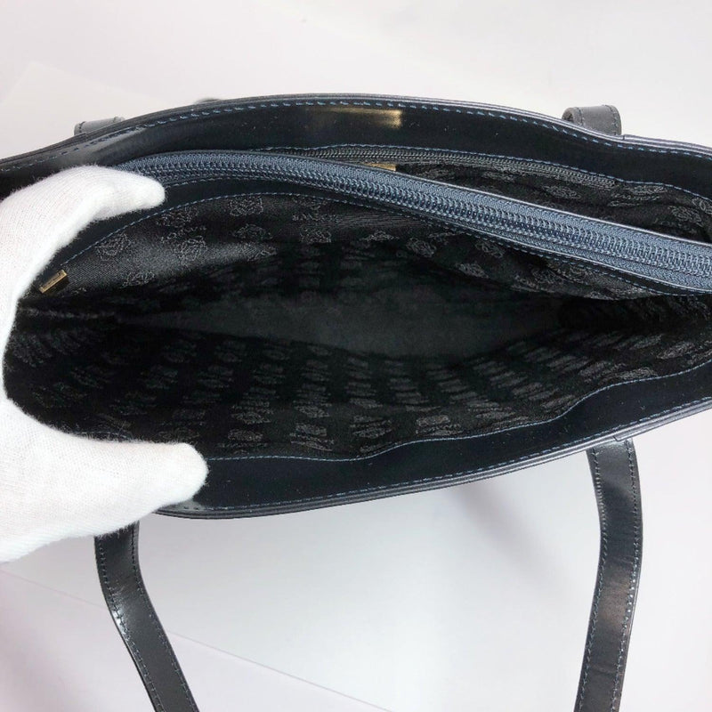 LOEWE Shoulder Bag Patent leather black Women Used - JP-BRANDS.com