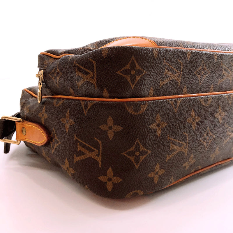 LOUIS VUITTON Shoulder Bag M45244 Nile Monogram canvas/leather