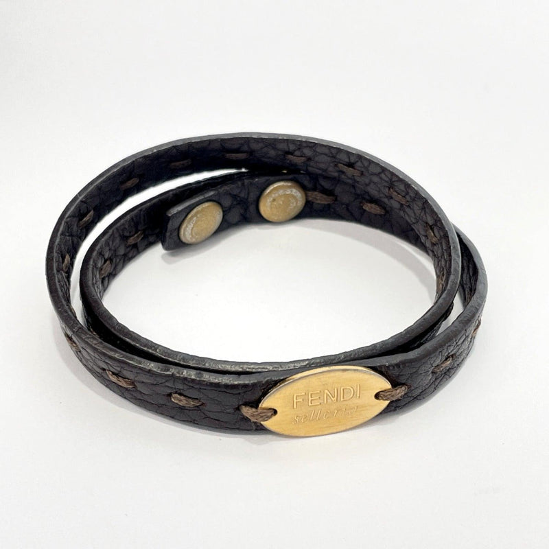 Fendi O'lock Bracelet in Metallic | Lyst