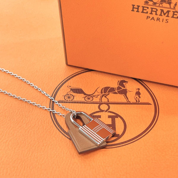 HERMES Necklace Oakery NC Silver Silver DCarved seal Women Used - JP-BRANDS.com