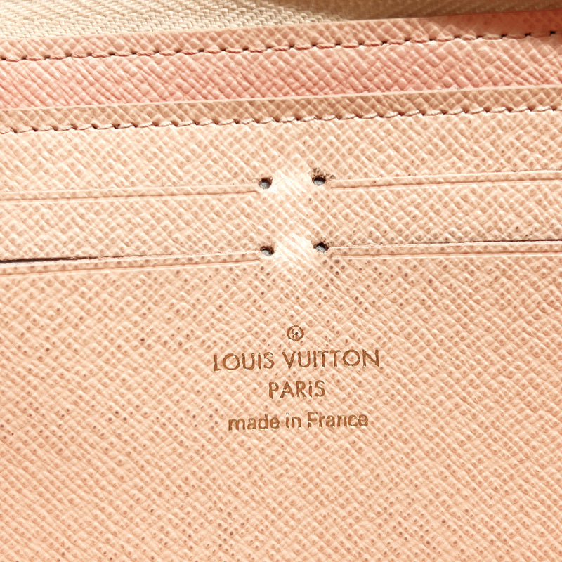 Authentic Louis Vuitton Leather Damier Wallet  Pink leather wallet,  Leather card wallet, Leather clutch wallet
