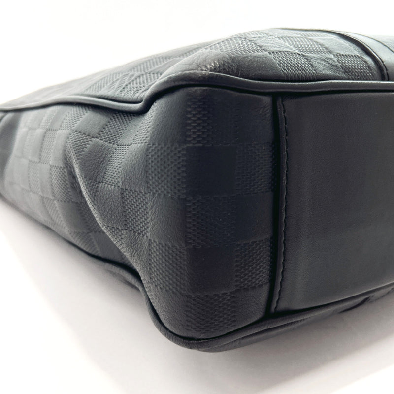 Louis Vuitton, Bags, Tadao Damier Graphite Black Shoulder Bag