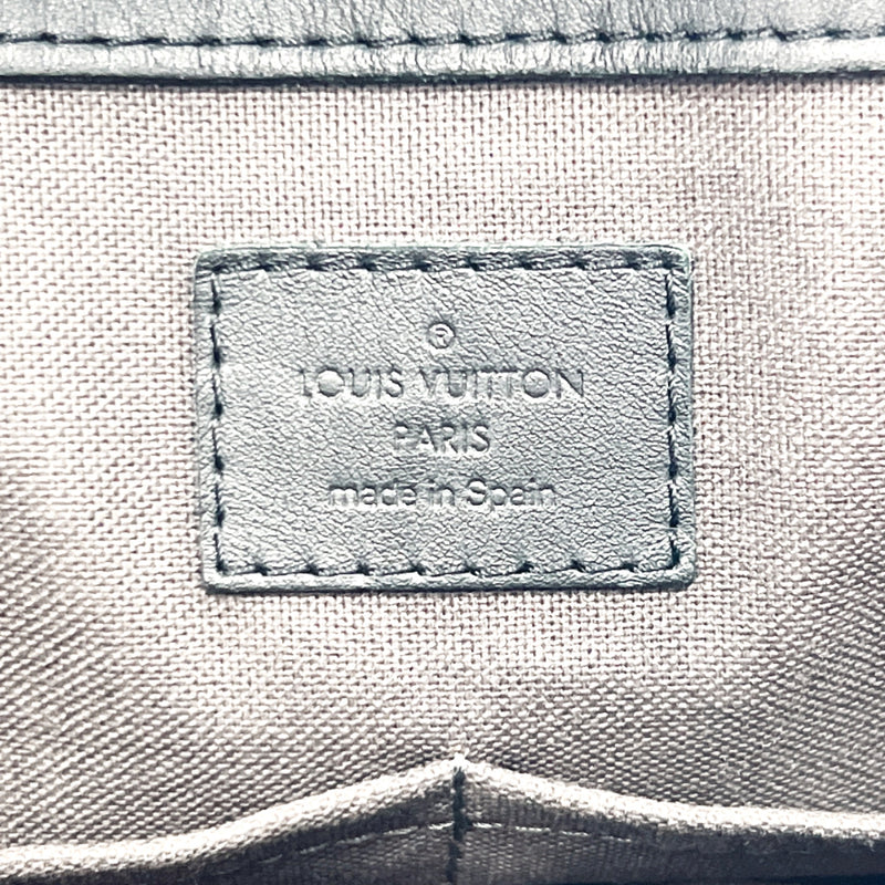 Louis Vuitton Damier Infini Tadao (SHG-22791) – LuxeDH