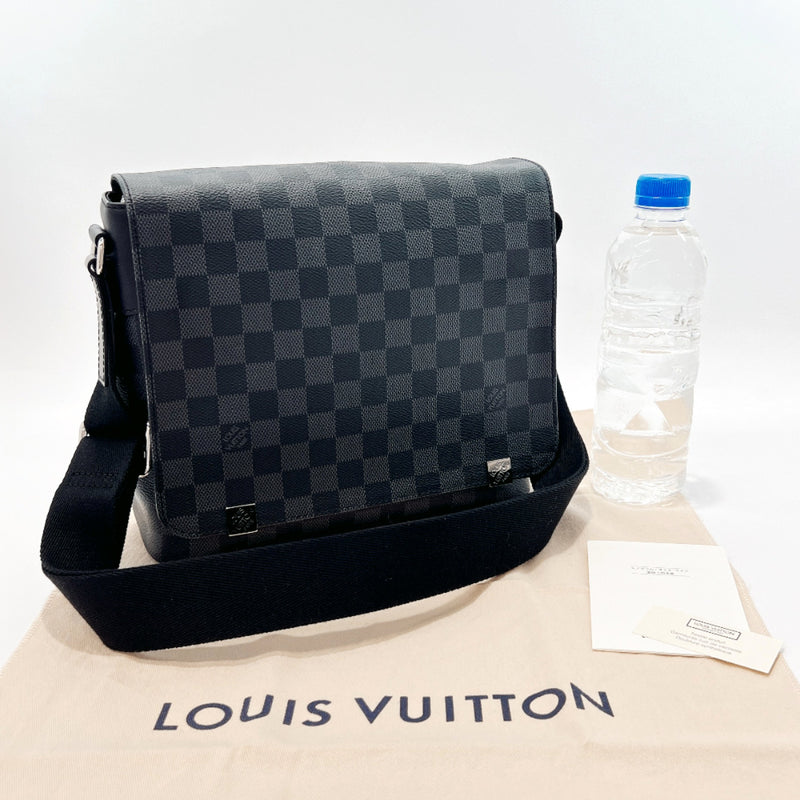 Louis Vuitton - District PM Messenger Bag - Damier Canvas - Graphite - Men - Luxury