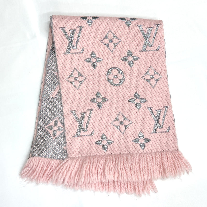 pink scarf louis