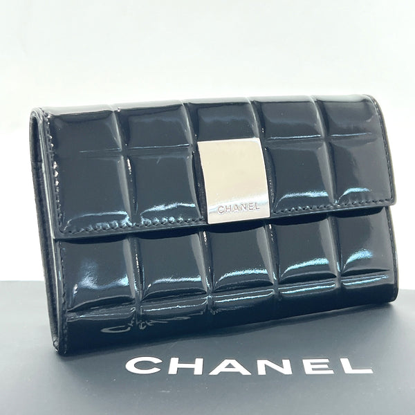 CHANEL wallet Chocolate bar Patent leather Black Women Used