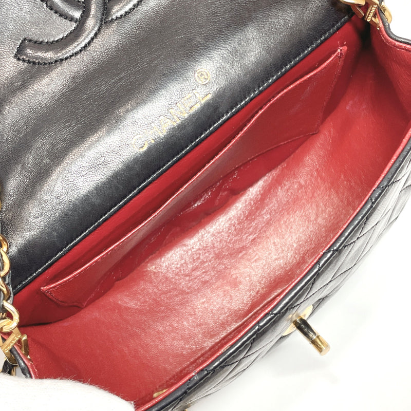 Patent leather handbag Chanel Black in Patent leather - 9538984