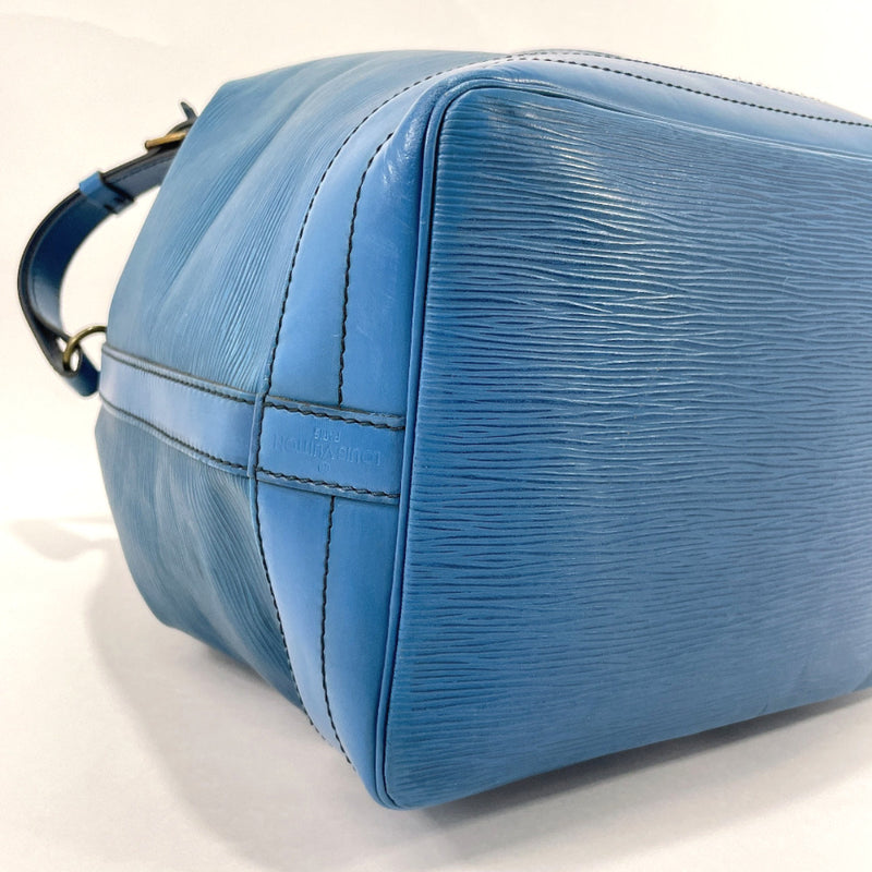 Louis-Vuitton-Epi-Noe-Shoulder-Bag-Toledo-Blue-M44005