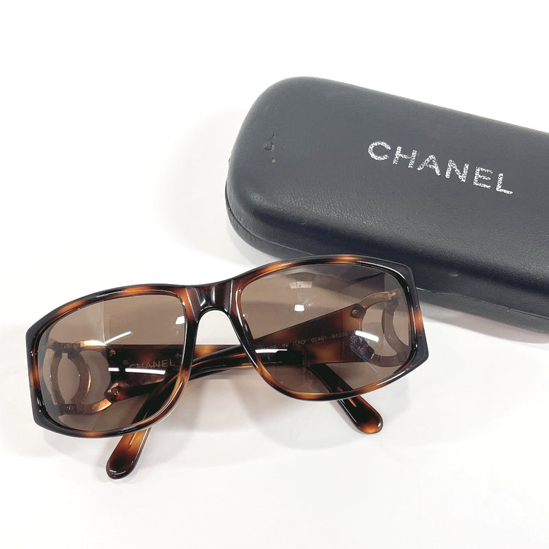 Used] Chanel CHANEL Sunglasses Coco Mark Brown Black Plastic Case