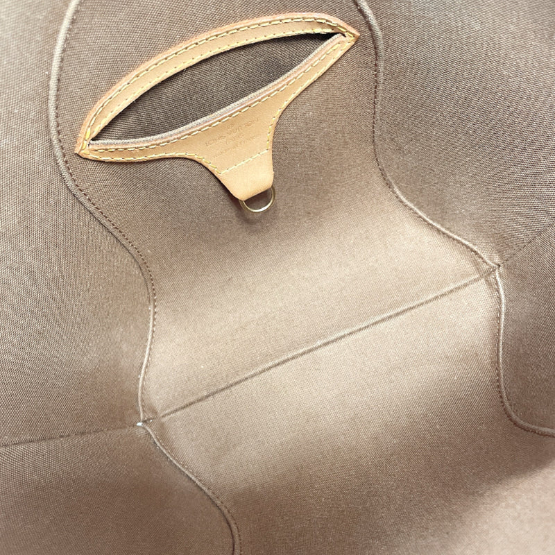 Louis Vuitton Louis Vuitton Ellipse Medium Bags & Handbags for