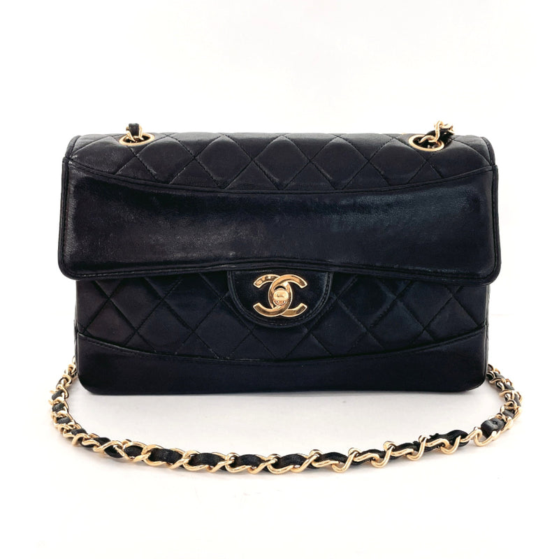 chanel clutch bag price