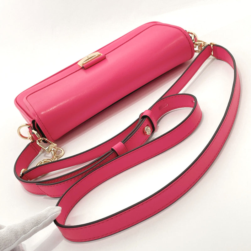Michael kors sling bag pink