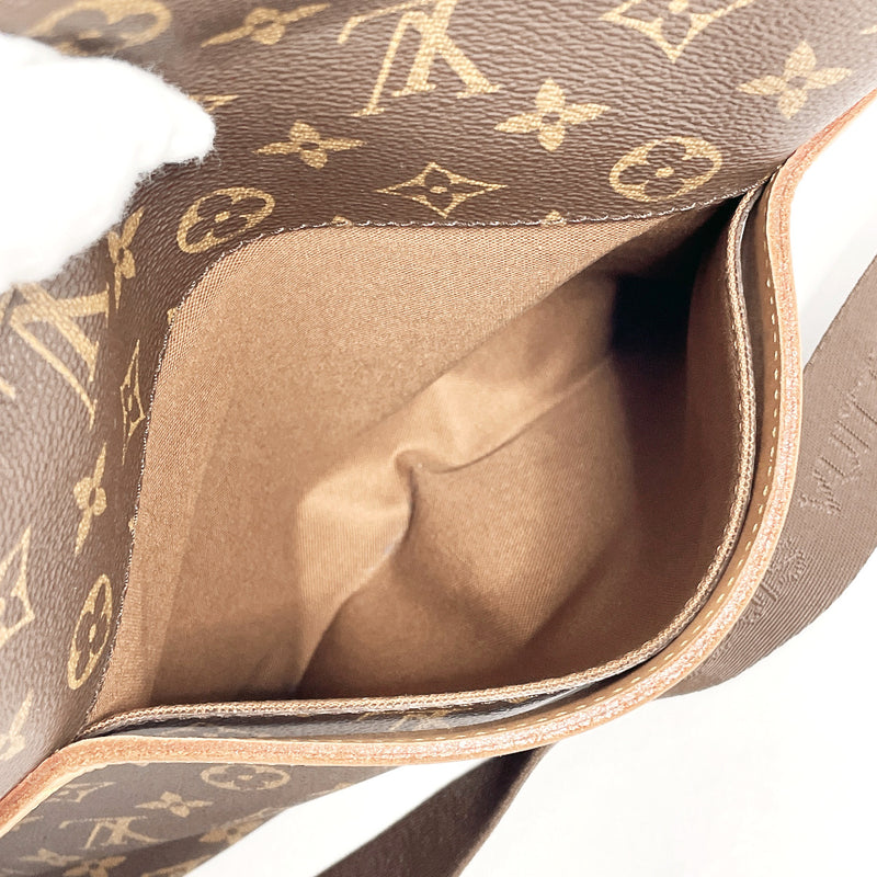 LOUIS VUITTON Shoulder Bag M45257 Aves Monogram canvas Brown mens