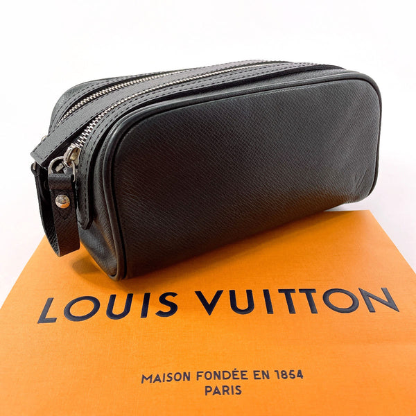 LOUIS VUITTON business bag M32492 Truth Ivan Taiga Black Black mens Used