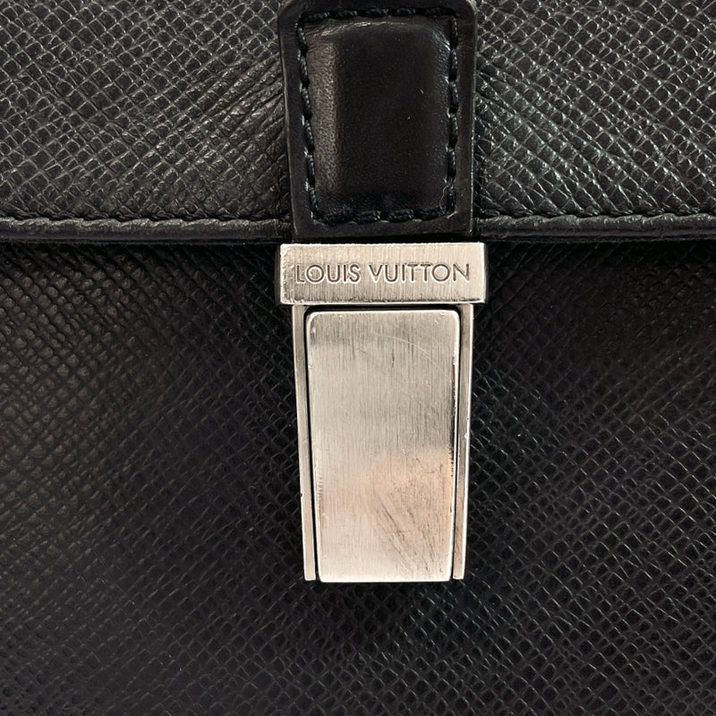Louis Vuitton Louis Vuitton Yaranga Black Taiga Leather Messenger Bag