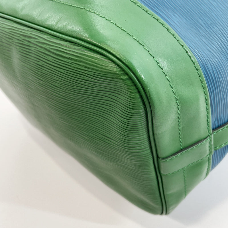 LOUIS VUITTON Bicolor Noe GM Drawstring Shoulder Bag Epi Leather M44017  30YC215