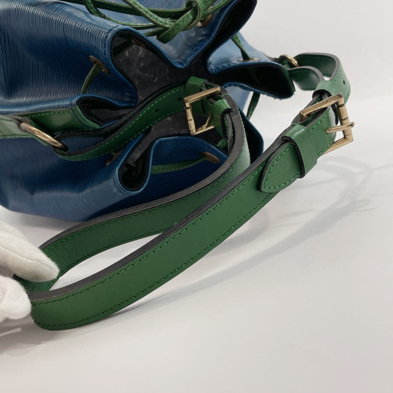 LOUIS VUITTON Epi Tricolor Noe Shoulder Bag Green Blue M44044 LV