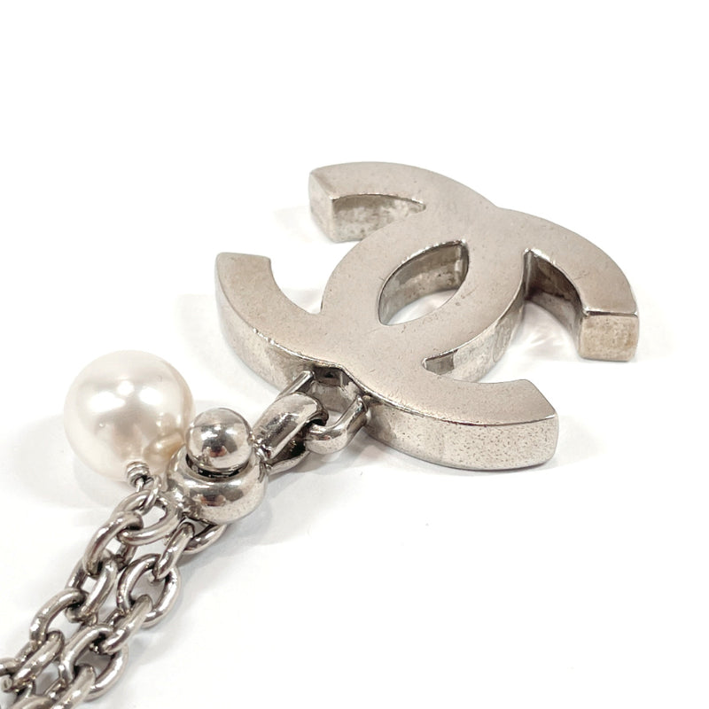 CHANEL key ring COCO Mark charm metal/Fake pearl Silver 02C Women Used