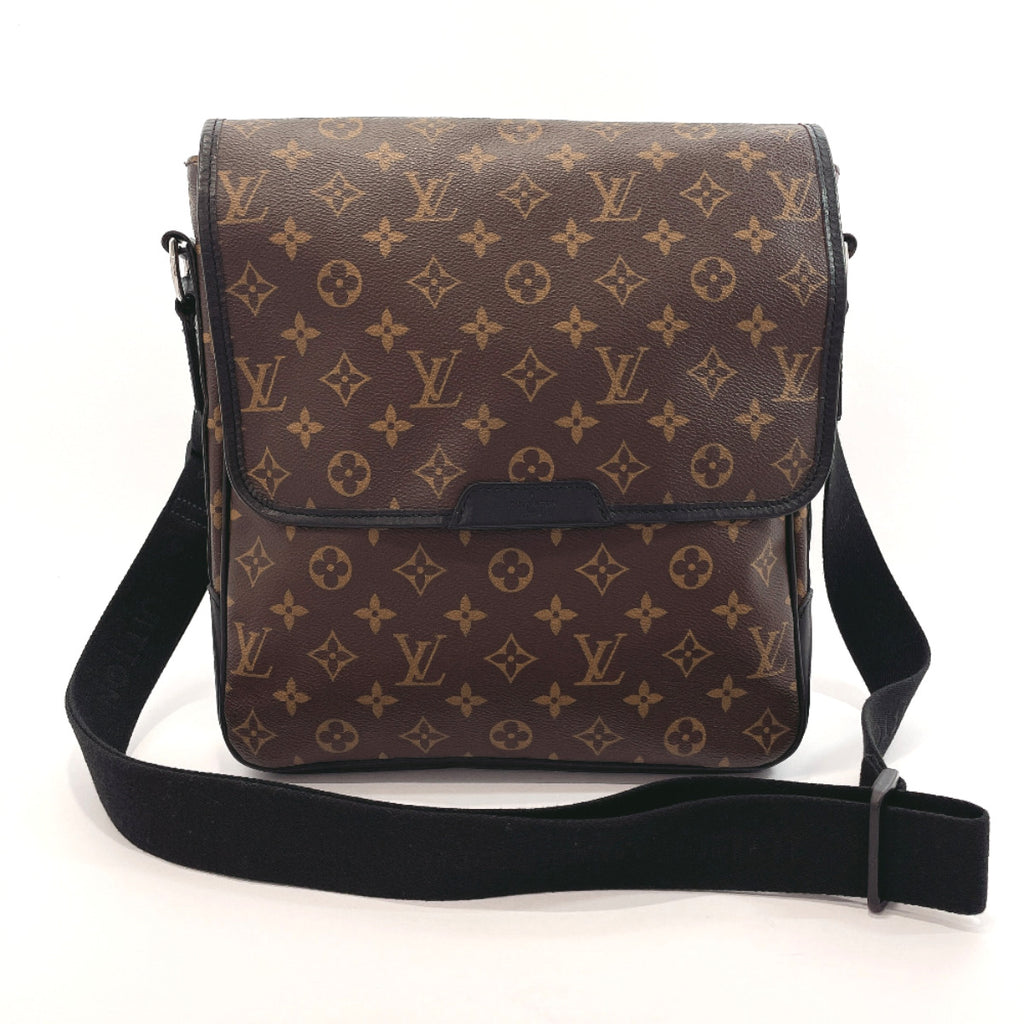 BRAND NEW Louis Vuitton Taiga Monogram Outdoor Pouch Bum Bag