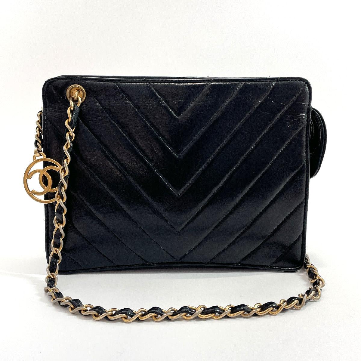 Silk handbag Chanel Black in Silk - 17810468