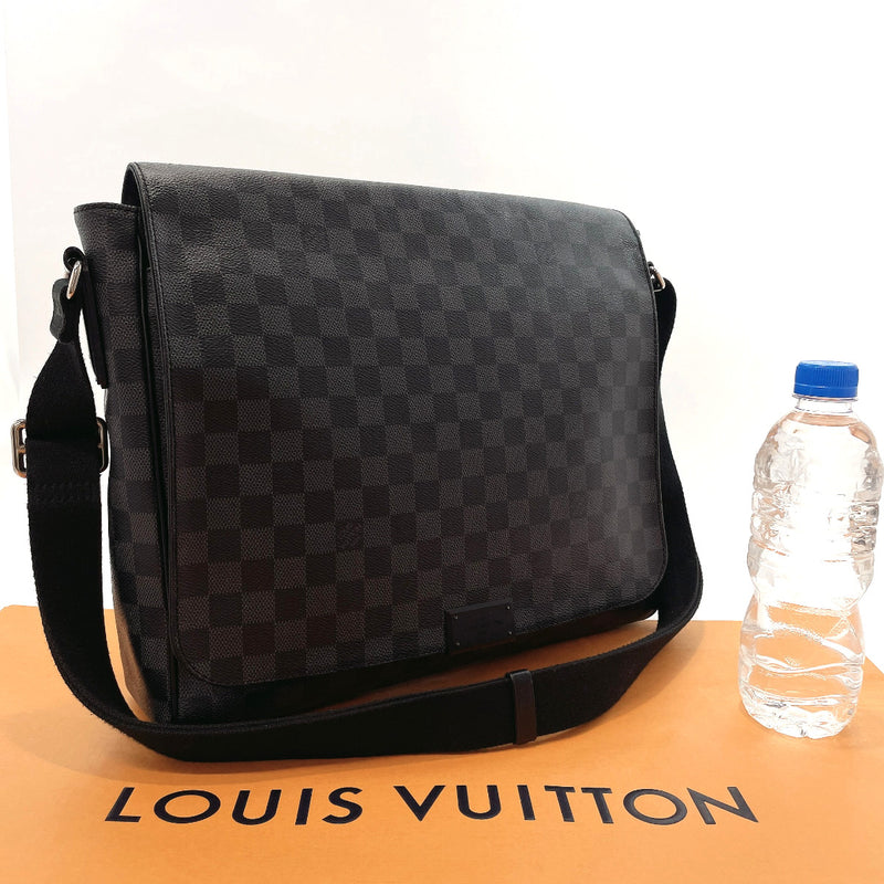 Louis Vuitton Damier Graphite District Mm N41272 Black Men'S