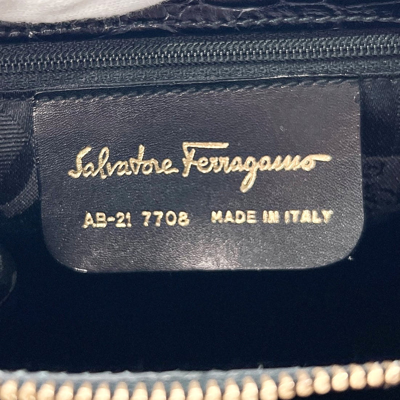 Salvatore Ferragamo Shoulder Bag AB-21 7708 Embossing leather Black Women Used