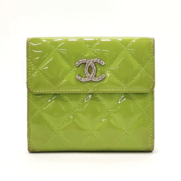 CHANEL wallet Matelasse Patent leather green Women Used