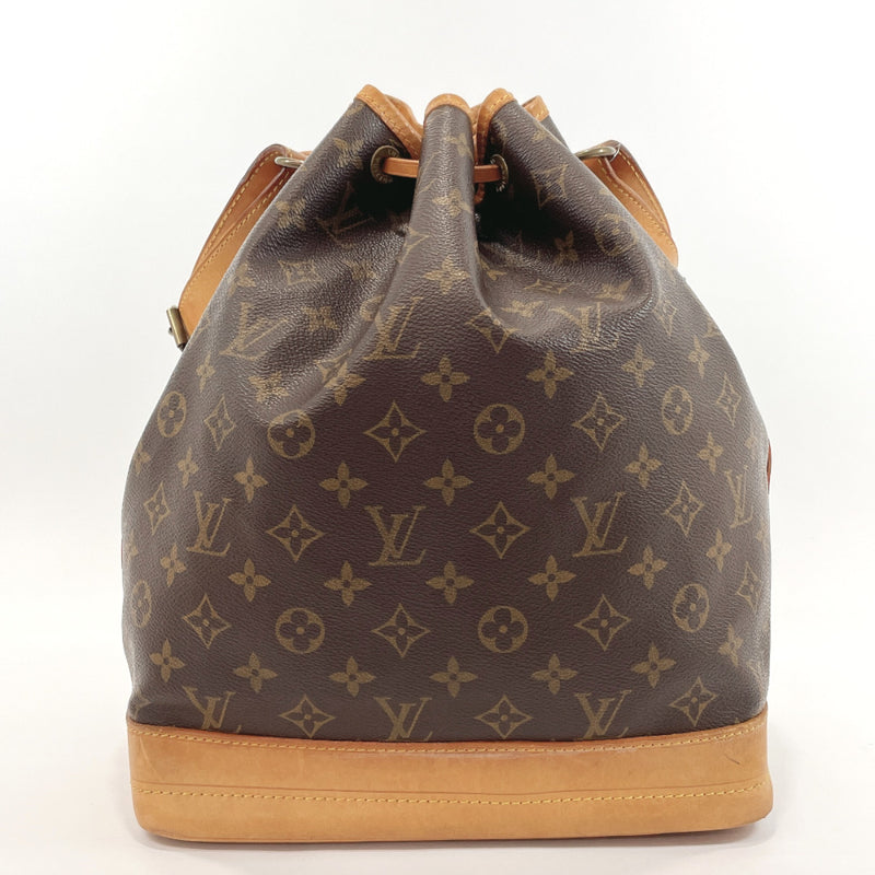 Chanel - Louis Vuitton, Sale n°2245, Lot n°172