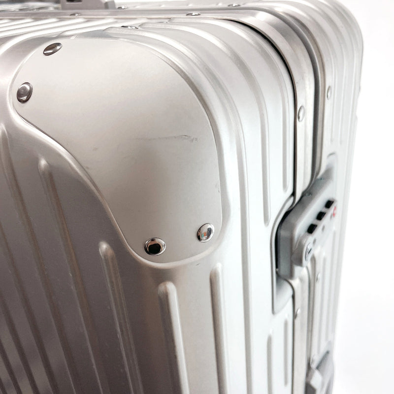 Rimowa Topas Cabin Luggage Bag - Silver Luggage and Travel, Handbags -  RWA23468