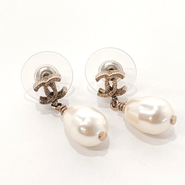 CHANEL earring COCO Mark metal/Fake pearl gold Women Used
