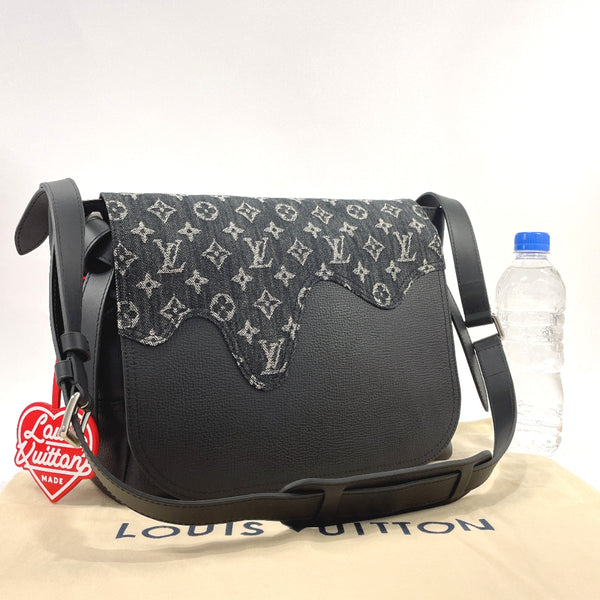LOUIS VUITTON Shoulder Bag M45971 Busas Tokyo Monogram denim/Taurillon Clemence Black mens Used