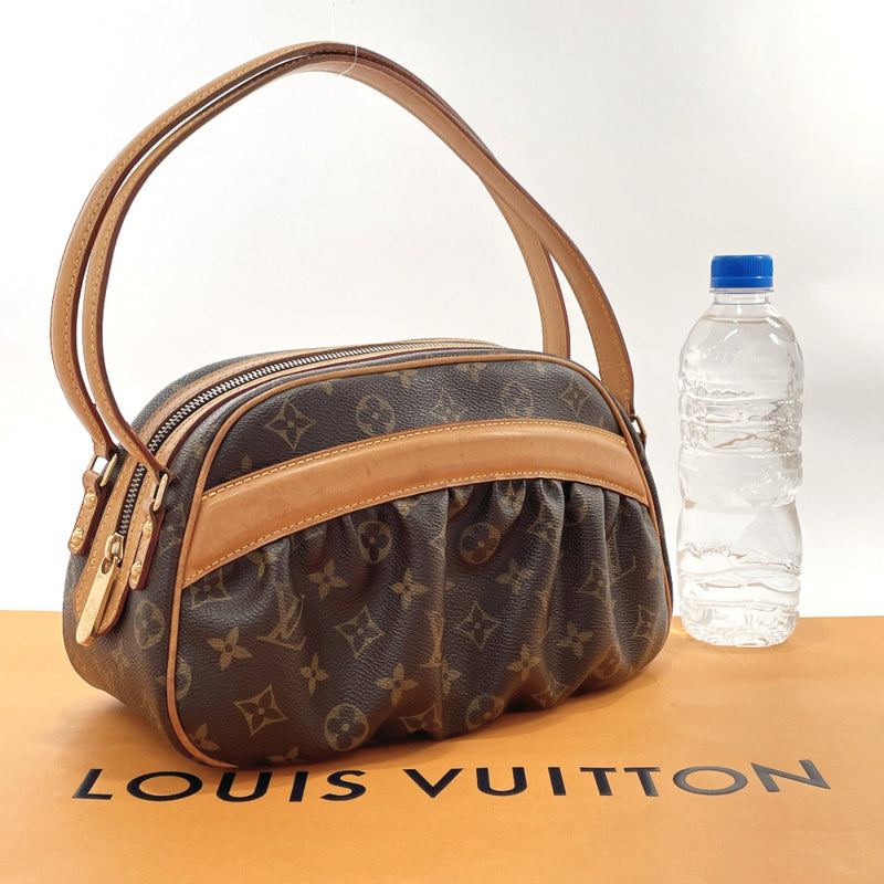 Louis Vuitton shine shawl white/gold – Lady Clara's Collection