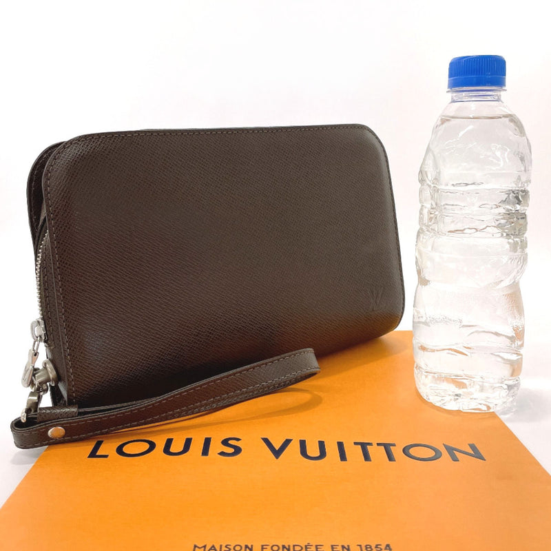 Louis Vuitton, Bags, Auth Louis Vuitton Baikal M384 Episea Taiga Vi0999  Mens Clutch Bag