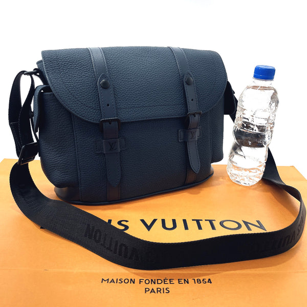 LOUIS VUITTON Shoulder Bag M58475 Christopher Messenger Taurillon Clemence Navy mens Used